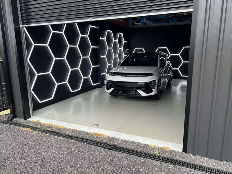 Instalación de luces hexagonales