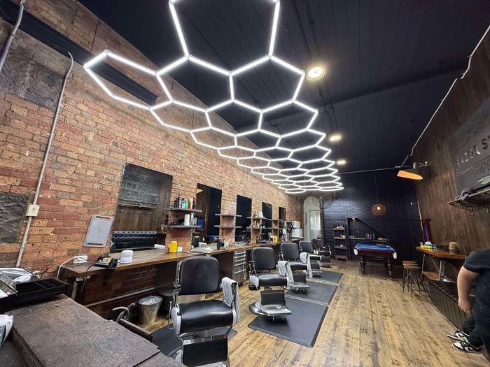 Luces hexagonales: sistema LED grande de 17 rejillas